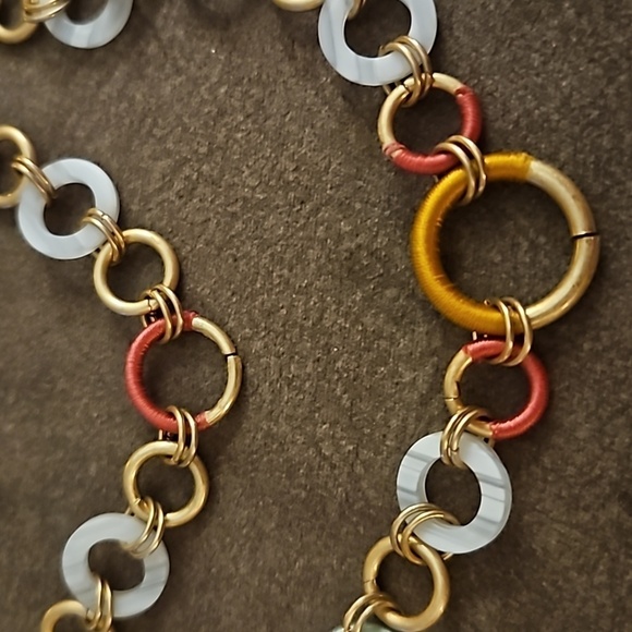 Layered Circle Link Chain Necklace - Picture 7 of 8